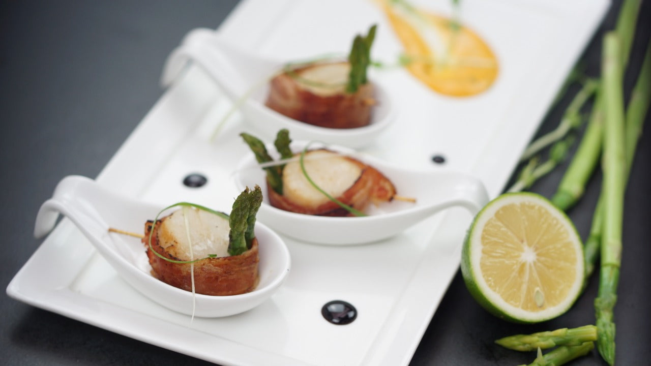 Delimondo Bacon-Wrapped Scallop Rumaki